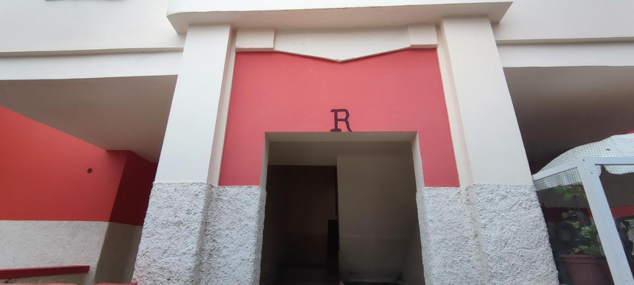Sal Service Red Moradias Residence With Pool Santa Maria Luaran gambar