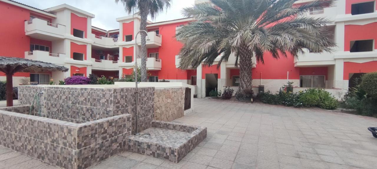 Sal Service Red Moradias Residence With Pool Santa Maria Luaran gambar